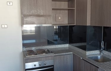 Luminoso Departamento Frente Al Metro, En Venta