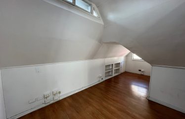 Casa Comercial En Arriendo En Vitacura