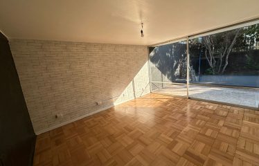 Casa Comercial En Arriendo En Vitacura