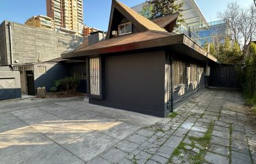 Casa Comercial En Arriendo En Vitacura