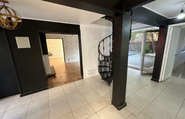 Casa Comercial En Arriendo En Vitacura