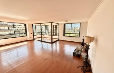 Gran Departamento En Venta En Las Condes
