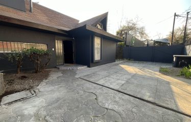 Casa Comercial En Arriendo En Vitacura