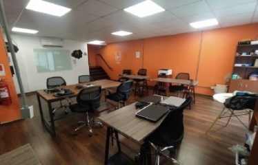 OFICINA EN ARRIENDO