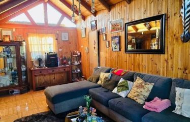 Hermosa Parcela con casa principal dos cabañas adicionales