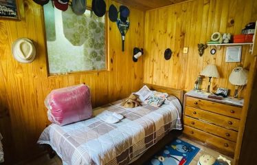 Hermosa Parcela con casa principal dos cabañas adicionales