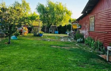 Hermosa Parcela con casa principal dos cabañas adicionales