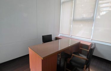 Excelente oficina, sector Parque Arauco