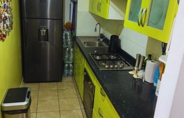 A pasos del Metro, cómodo y funcional