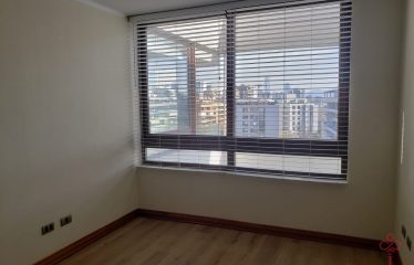 Departamento de 3 dormitorios con terraza en Vitacura