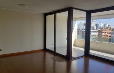 Departamento de 3 dormitorios con terraza en Vitacura